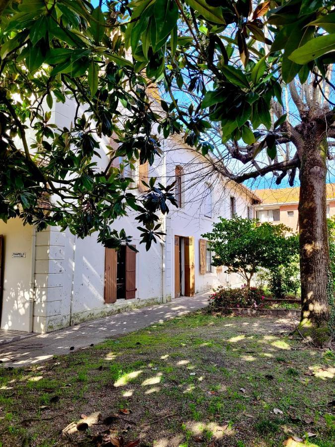 Maison Notre Dame Des Apotres Capbreton Exterior photo